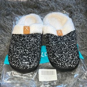 RockDove men's Damien faux fur lined bootie slippers , NWT, size Xlarge
